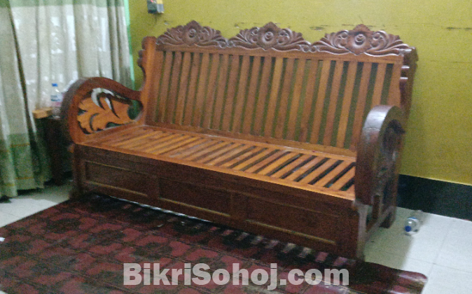 Kathal wood er 5 sit er sofa set with tee table